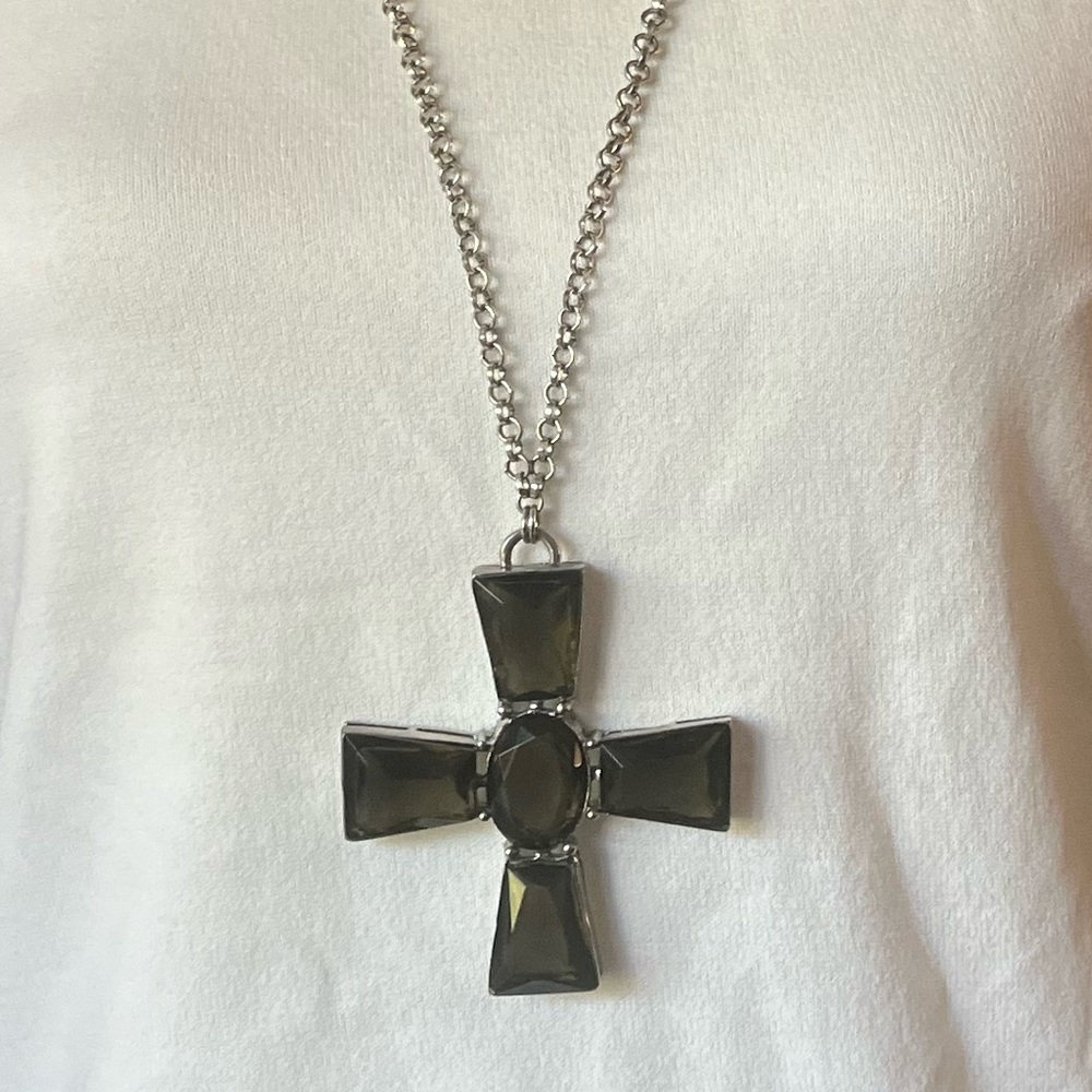 Chico’s Statement Cross Pendant Necklace – Silver Tone with Black Faceted Lucite